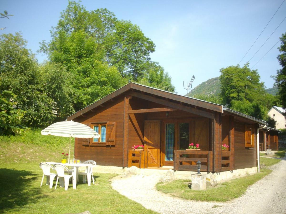 Les Chalets De Montorgueil Saurat Exteriér fotografie