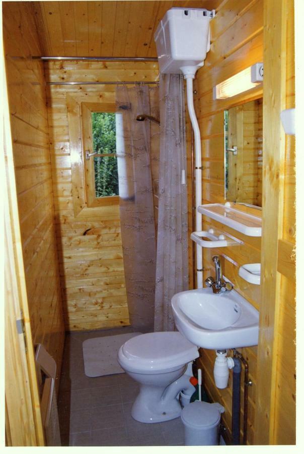 Les Chalets De Montorgueil Saurat Exteriér fotografie
