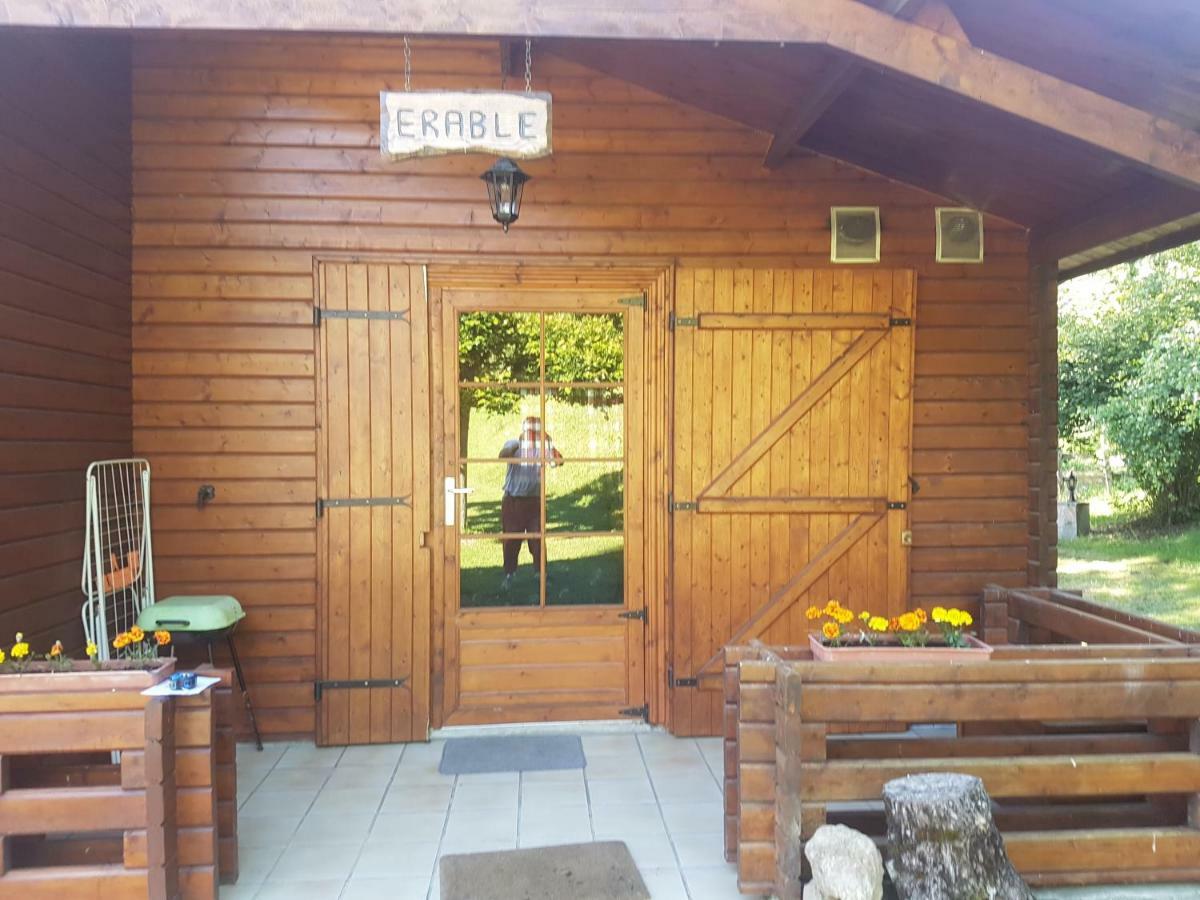 Les Chalets De Montorgueil Saurat Exteriér fotografie