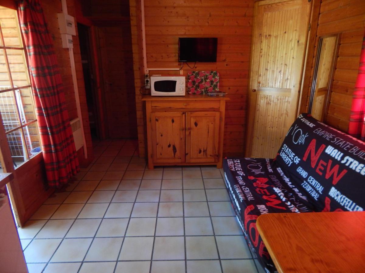 Les Chalets De Montorgueil Saurat Exteriér fotografie